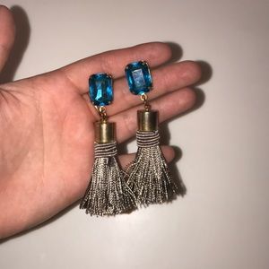 Adorable tassel earrings worn once